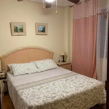 Apartamento Golf Del Sur Con Vistas A La Piscina Compartida Apartamento San Miguel de Abona